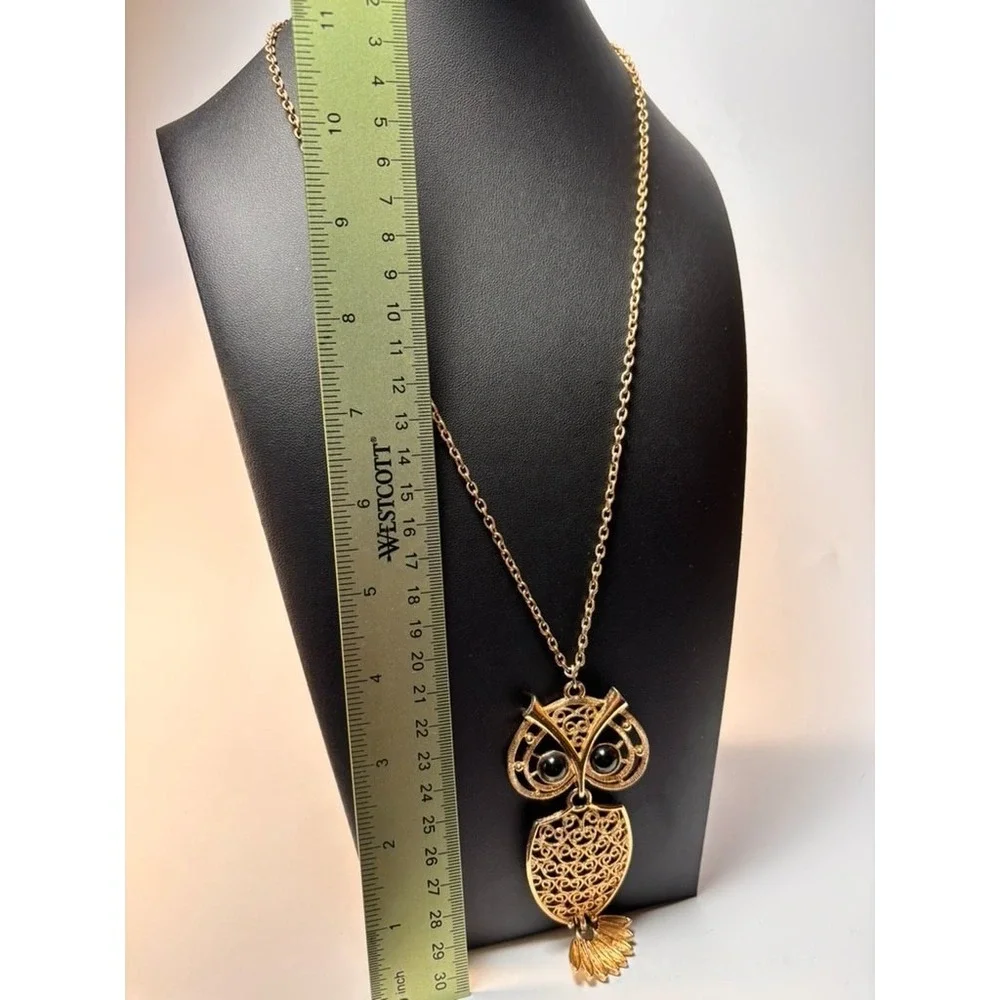 Vintage Necklace Gold Tone Huge Detailed‎ Owl Pendant 28 inch Sarah Coventry